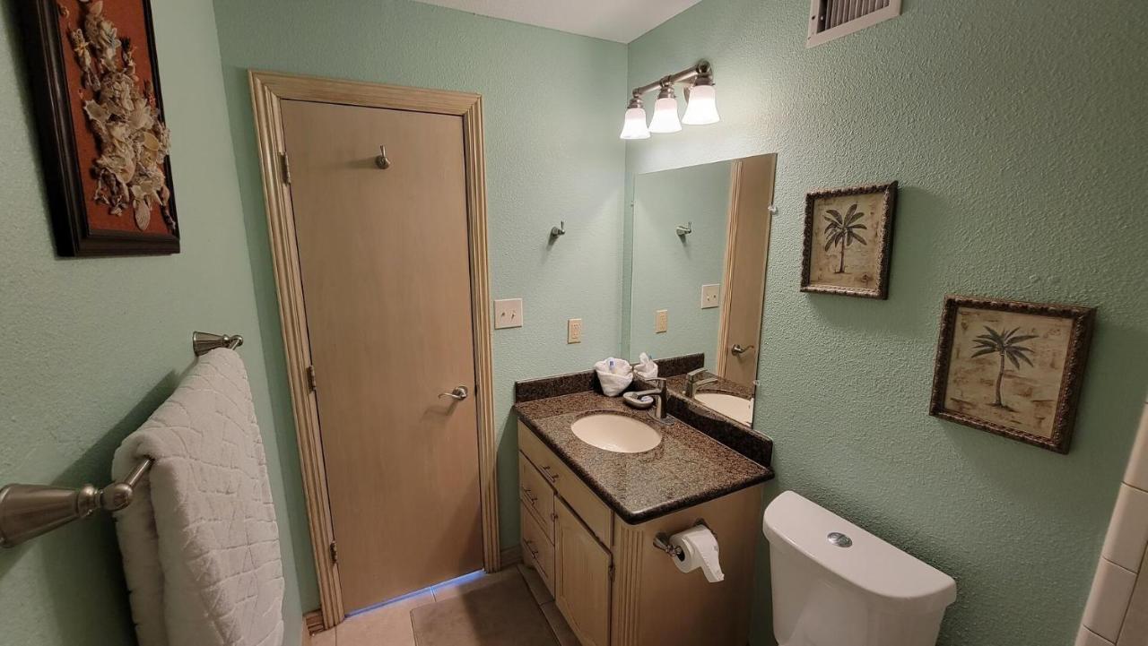 Large 3 Bedroom With Big Pool - Campeche Triplex Unit A South Padre Island