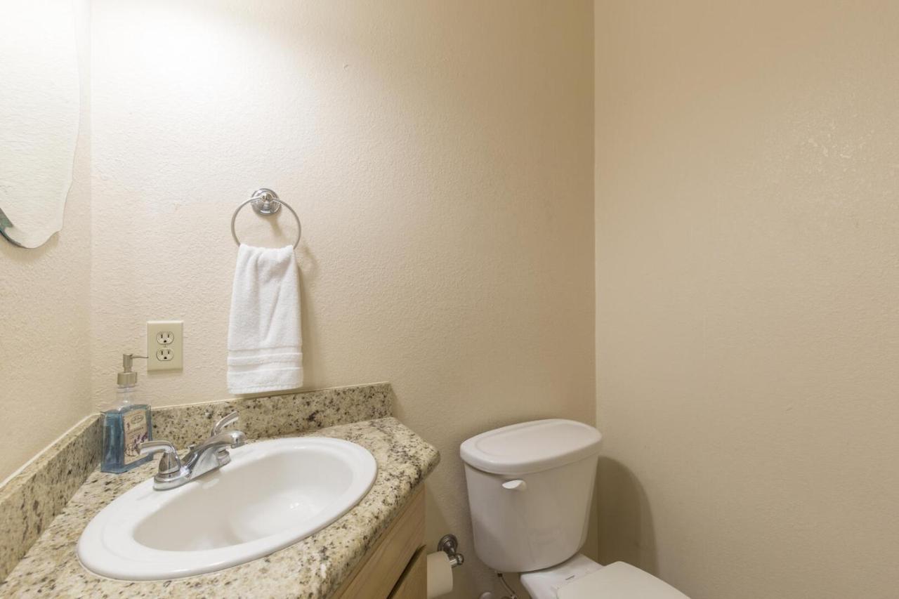 Walk To With Pool Unit C - Island Morning Sun 3 Apartment South Padre Island