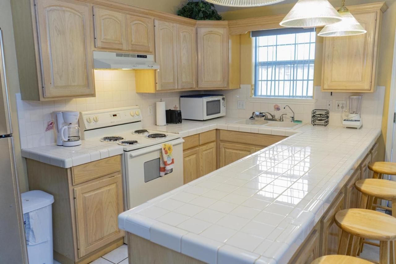 Apartment Ground Floor Duplex With Bbq - Blue Siren House South Padre Island