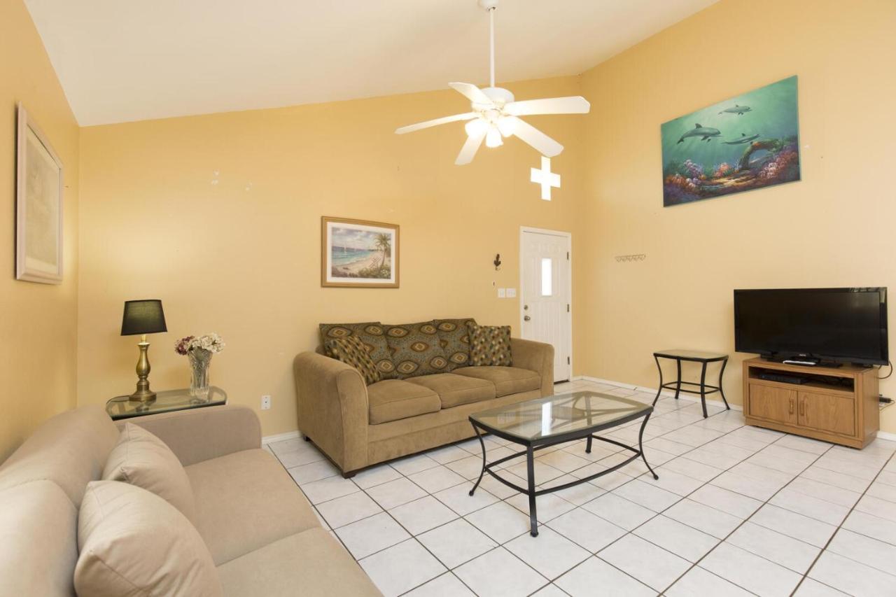 Apartment Ground Floor Duplex With Bbq - Blue Siren House *