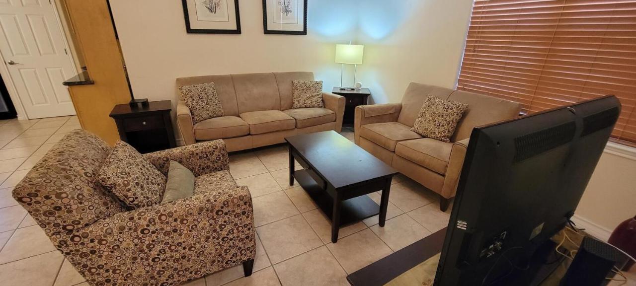 Overlooks Pool, Easy Walk To Unit D - Island Morning Sun 4 South Padre Island