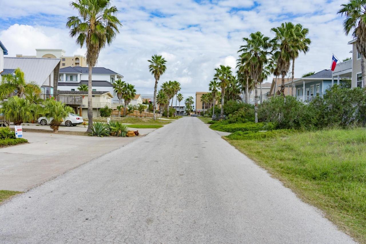 Ground Floor Duplex With Bbq - Blue Siren House Apartment