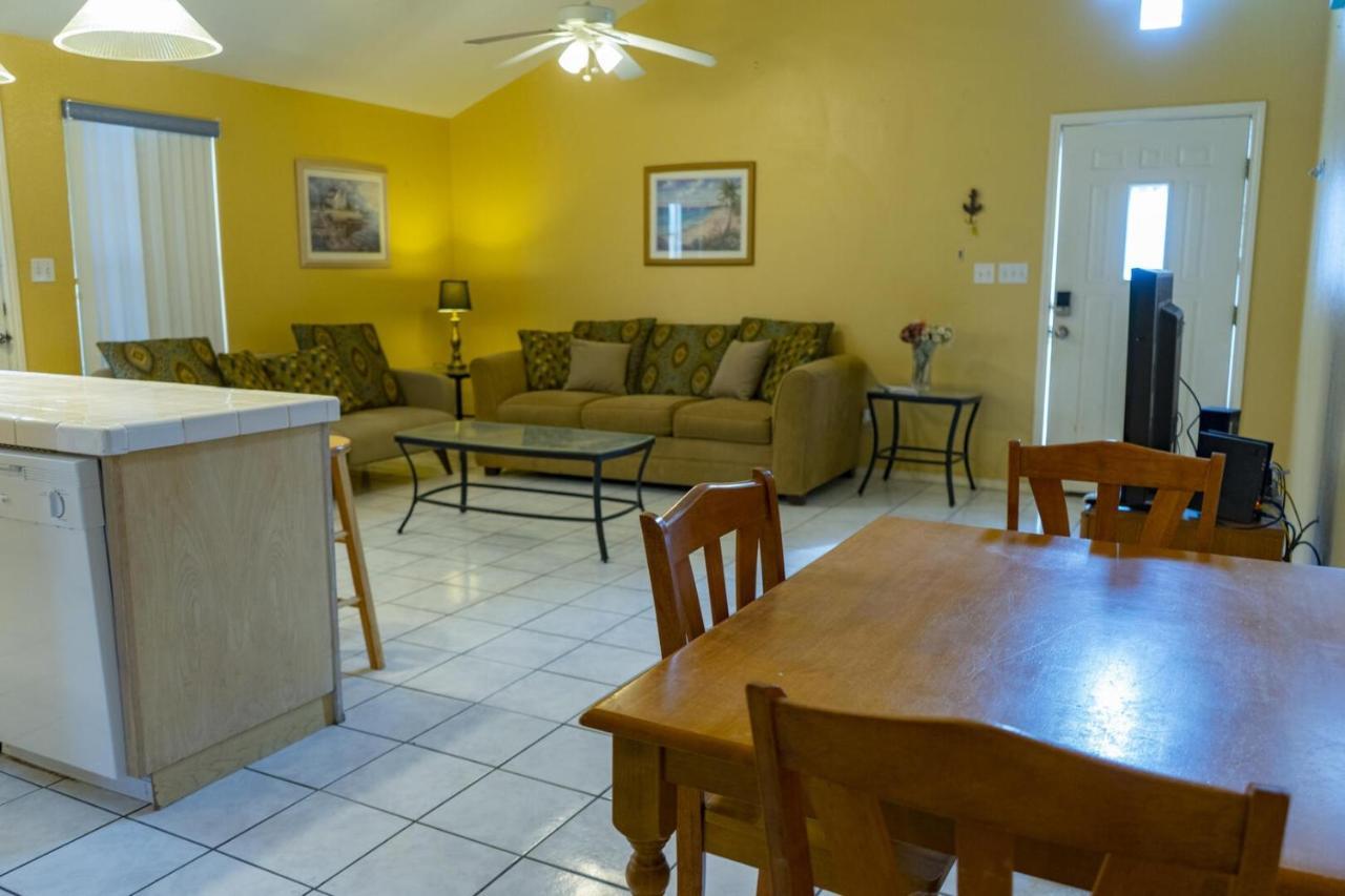 Apartment Ground Floor Duplex With Bbq - Blue Siren House South Padre Island