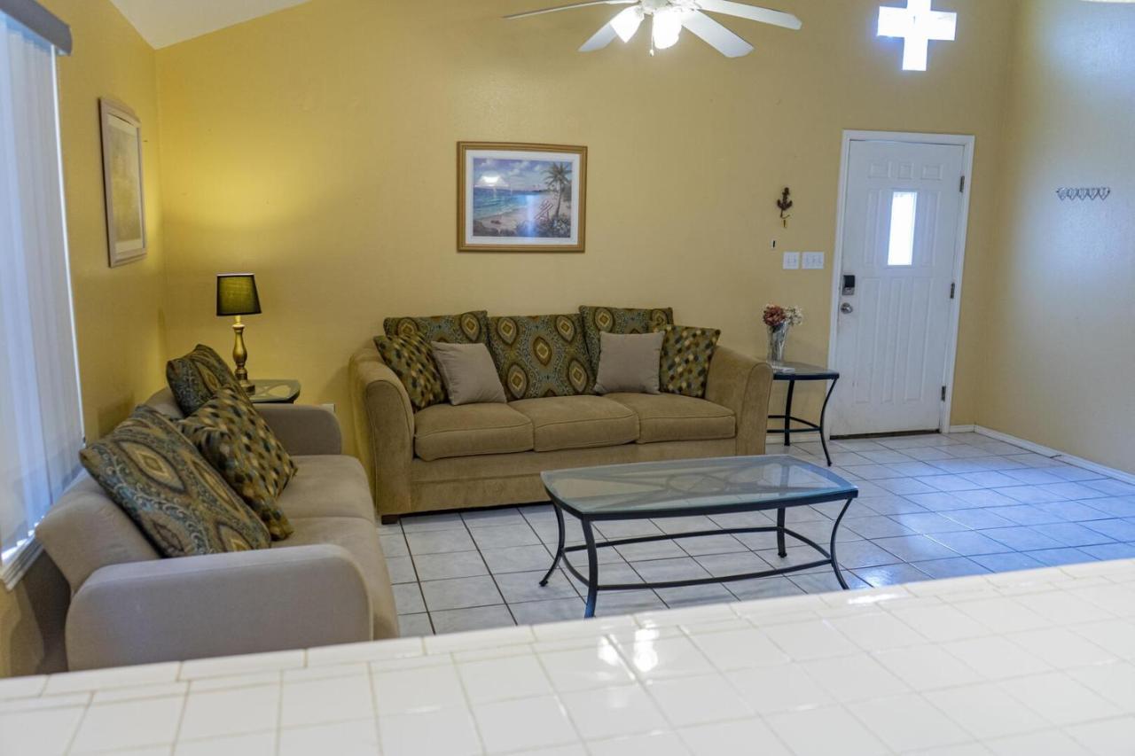 Ground Floor Duplex With Bbq - Blue Siren House * South Padre Island