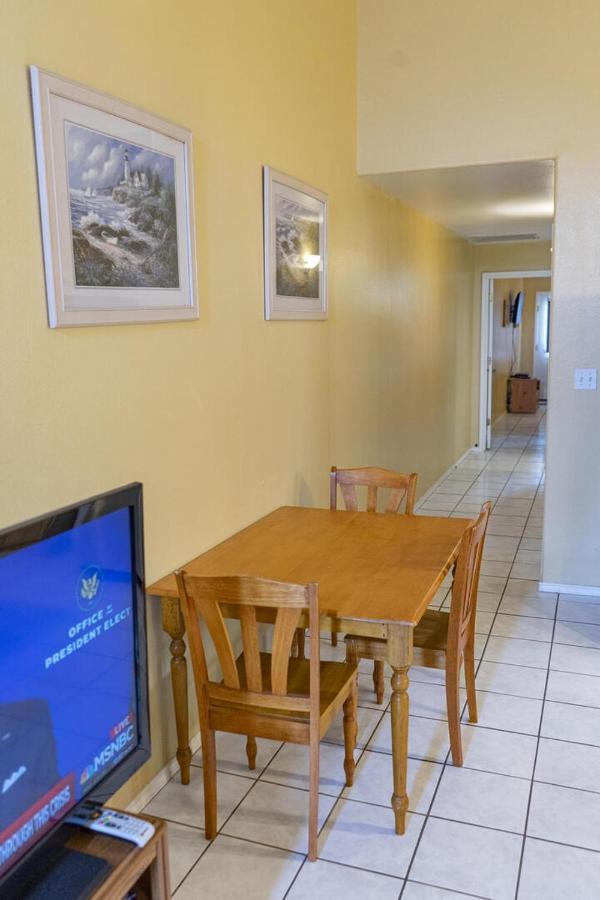 Ground Floor Duplex With Bbq - Blue Siren House Apartment