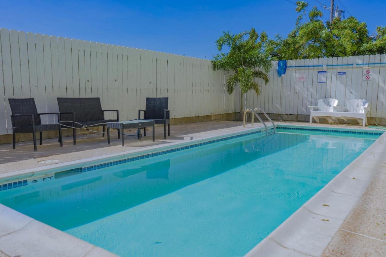 Ground Floor With Pool Unit A - Island Morning Sun 1