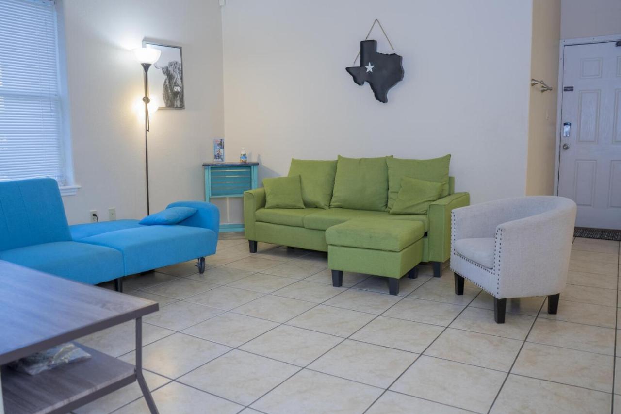 Ground Floor With Pool Unit A - Island Morning Sun 1 Apartment