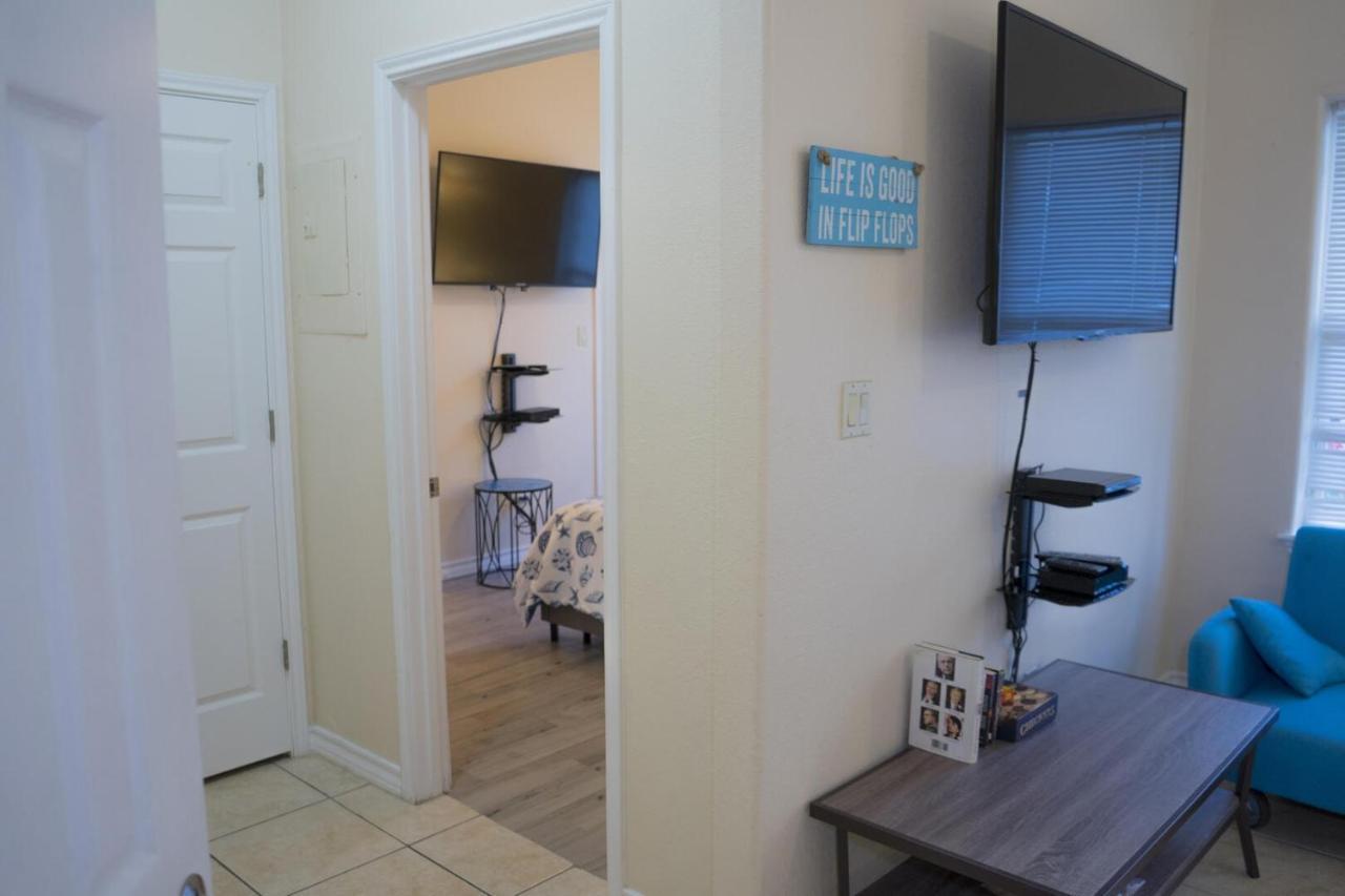 Apartment Ground Floor With Pool Unit A - Island Morning Sun 1 South Padre Island