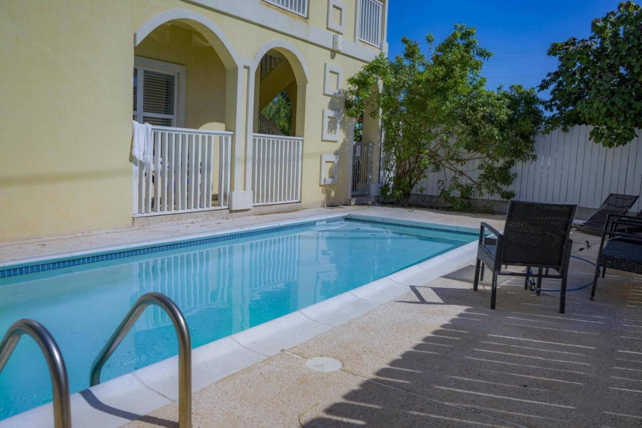 Ground Floor With Pool Unit A - Island Morning Sun 1 Apartment