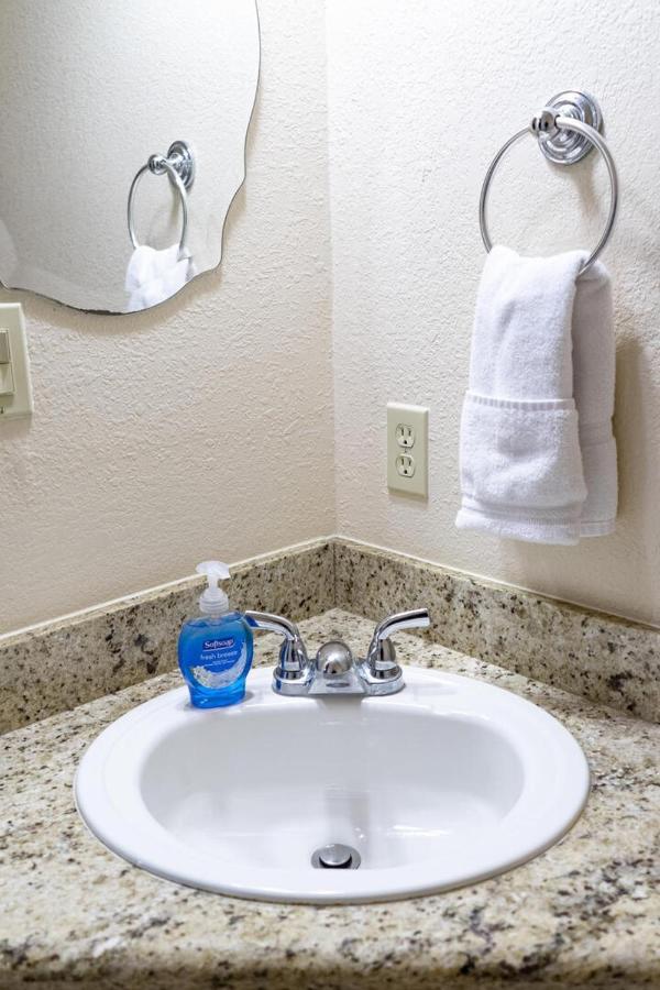 Ground Floor With Pool Unit A - Island Morning Sun 1 Apartment South Padre Island