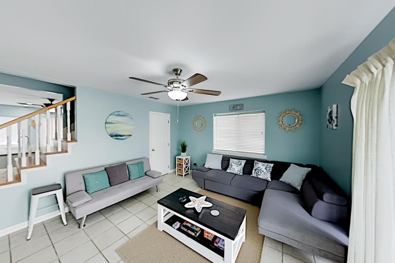 Holiday home Island Escape & Huisache Townhome *