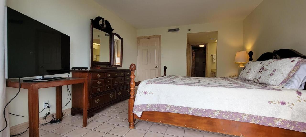 Beachfront With Heated Pool Saida Royale 9039 Apartment South Padre Island