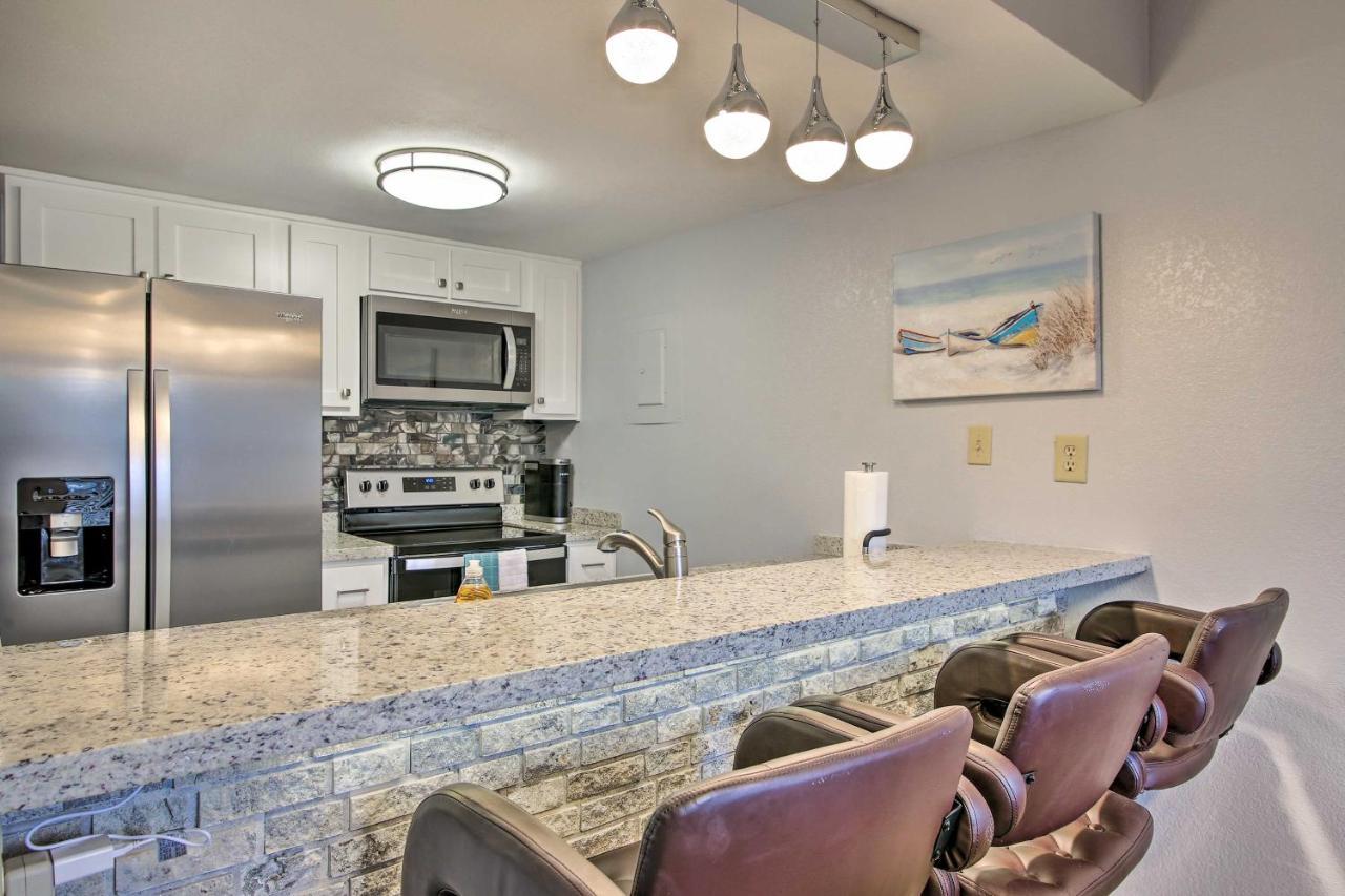 Apartment Sunny Pool-view On South Padre Island! *