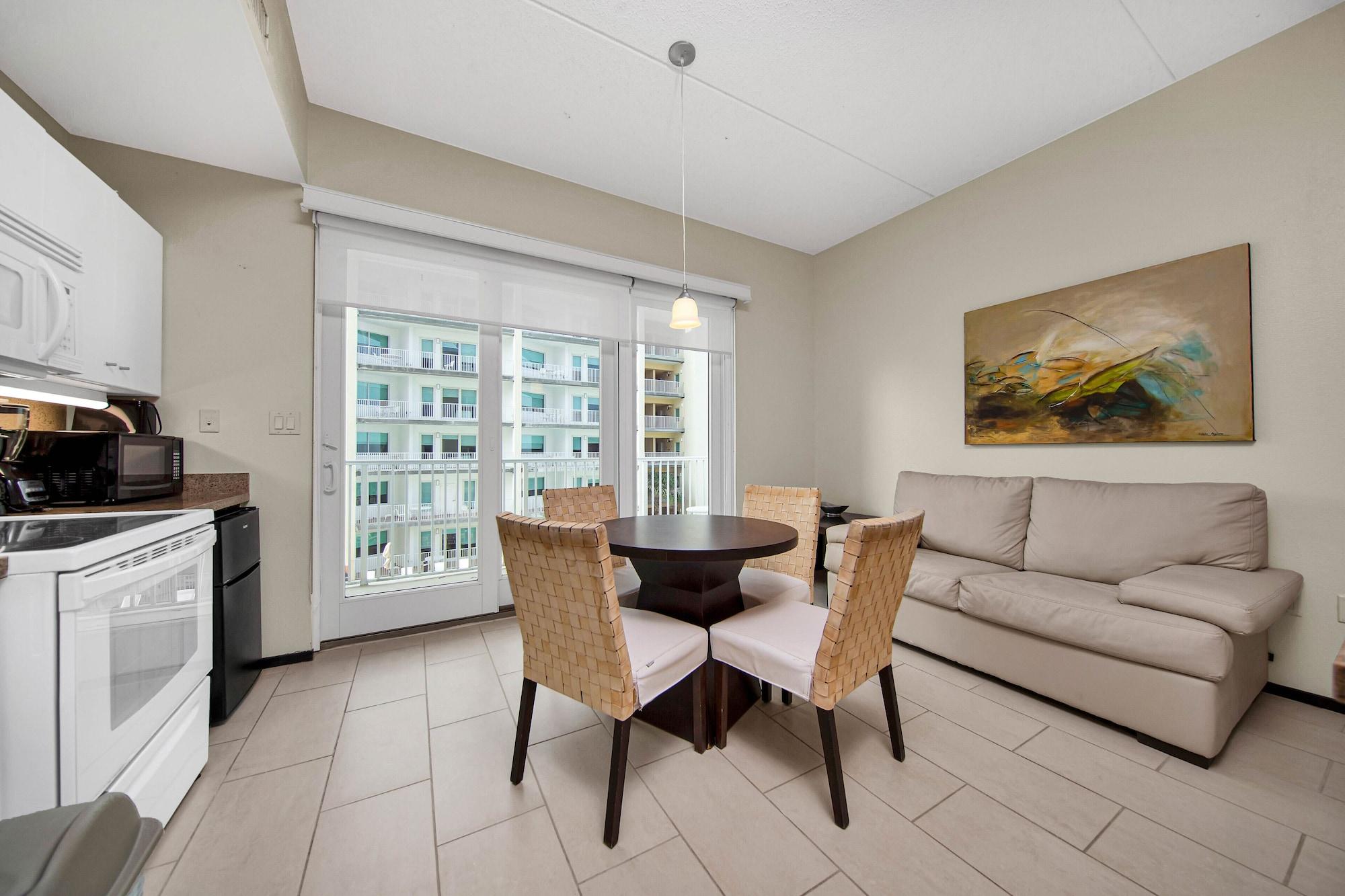 Peninsula Island & - Beachfront At