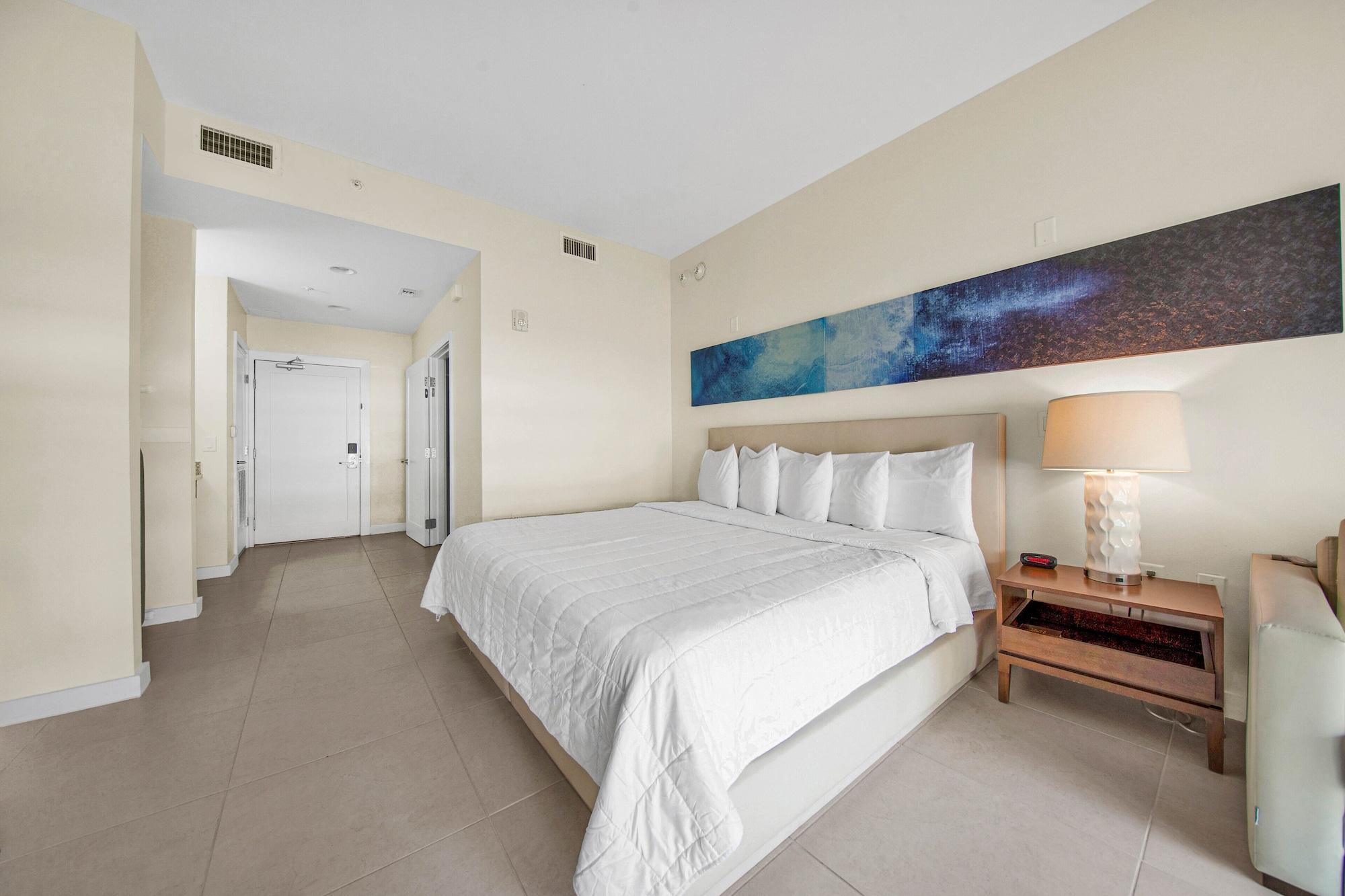 Hotel Peninsula Island & - Beachfront At