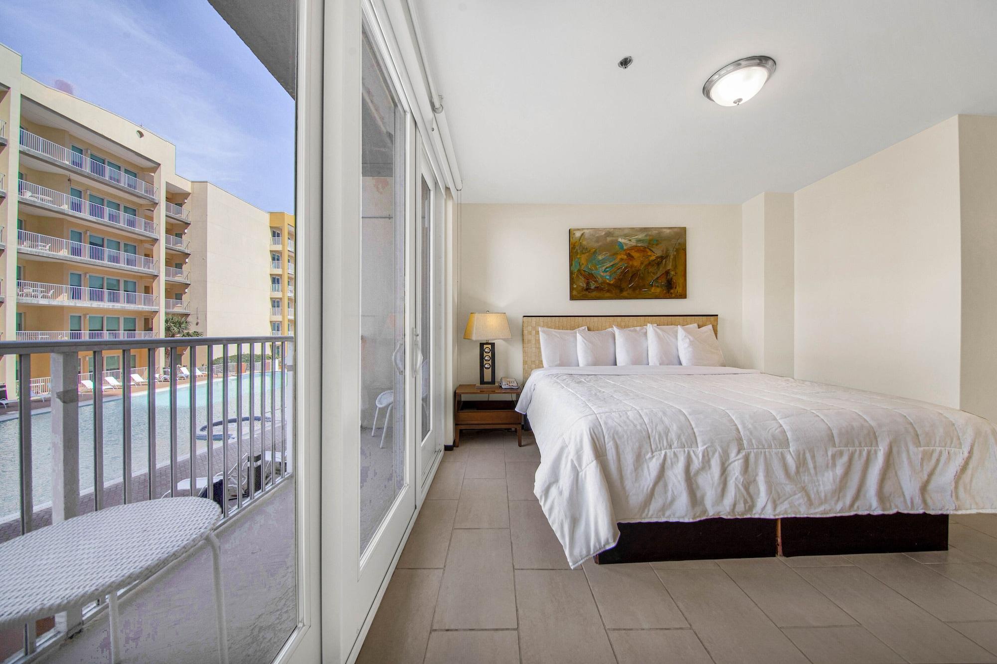 Hotel Peninsula Island & - Beachfront At South Padre Island