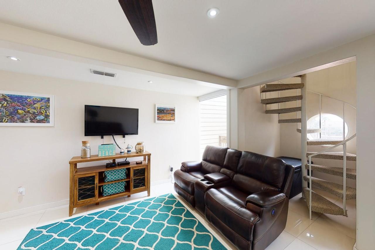 Solare Garden 877 *