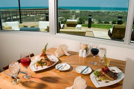 Peninsula Island & - Beachfront At