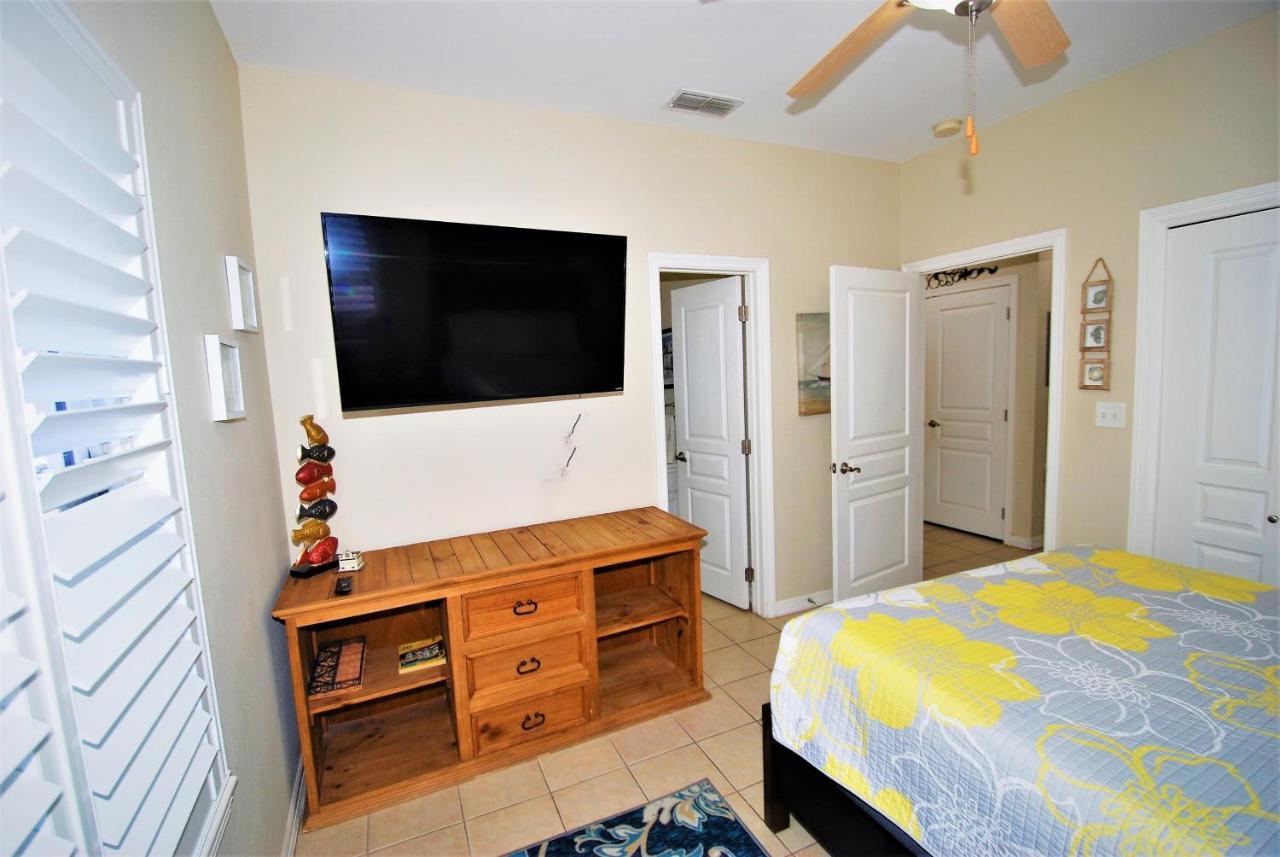 Cabos Ii Unit 4 Apartment *