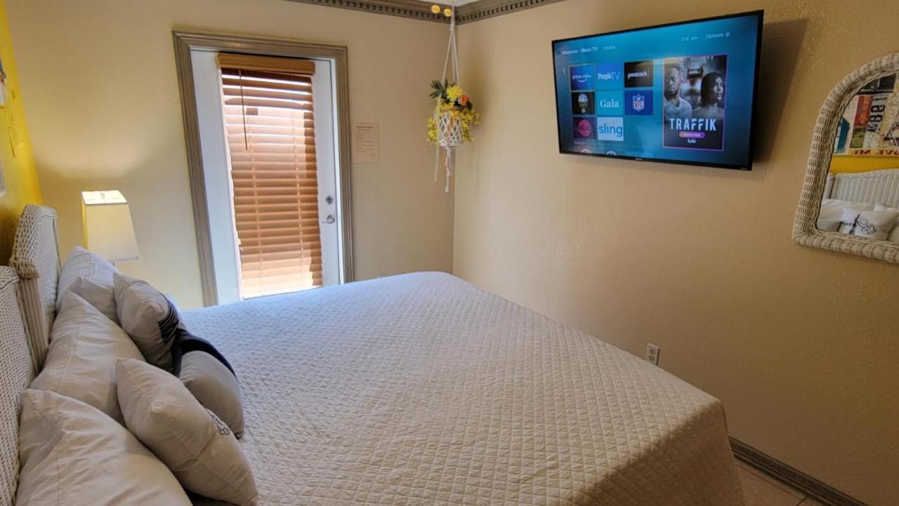 Campeche Triplex Unit B Holiday home