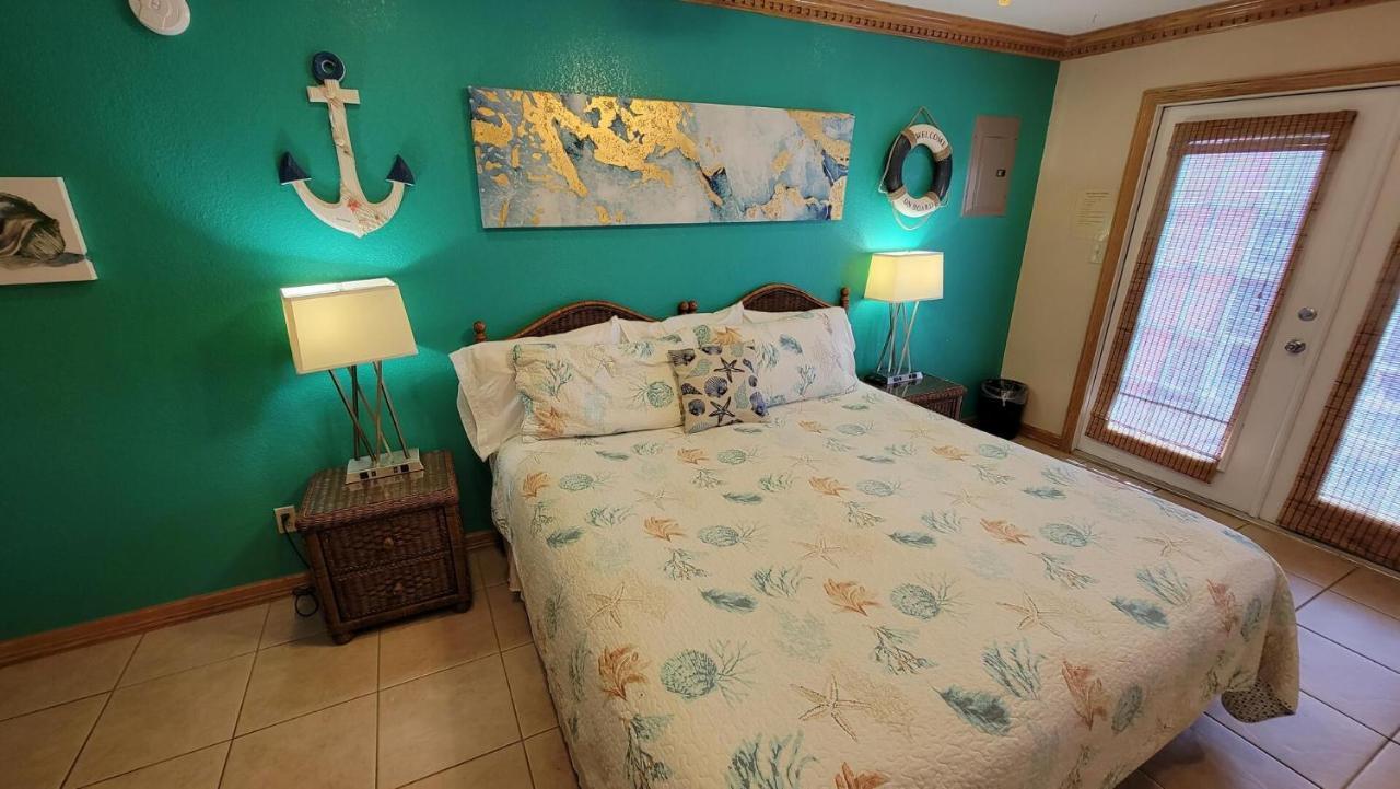 Campeche Triplex Unit C South Padre Island