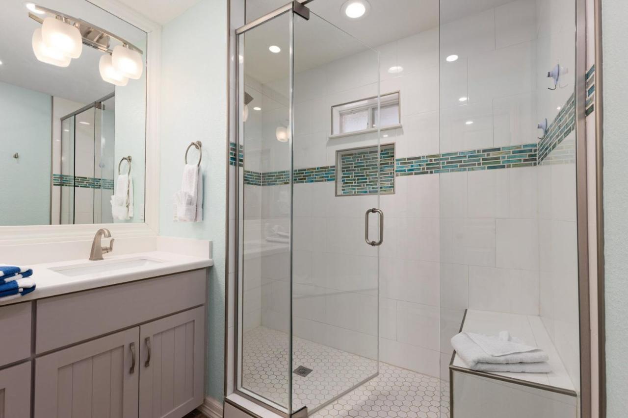 Beautiful With Private Pool And Hot Tub South Padre Island