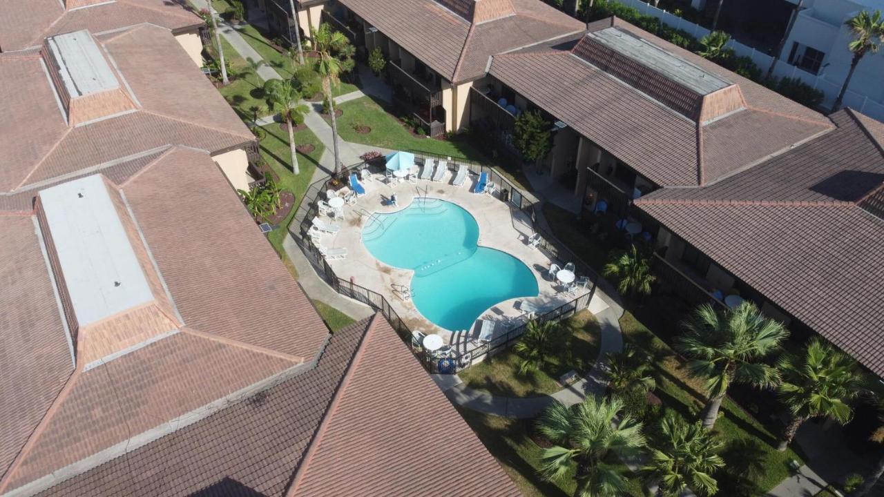 Tiki 261 Apartment