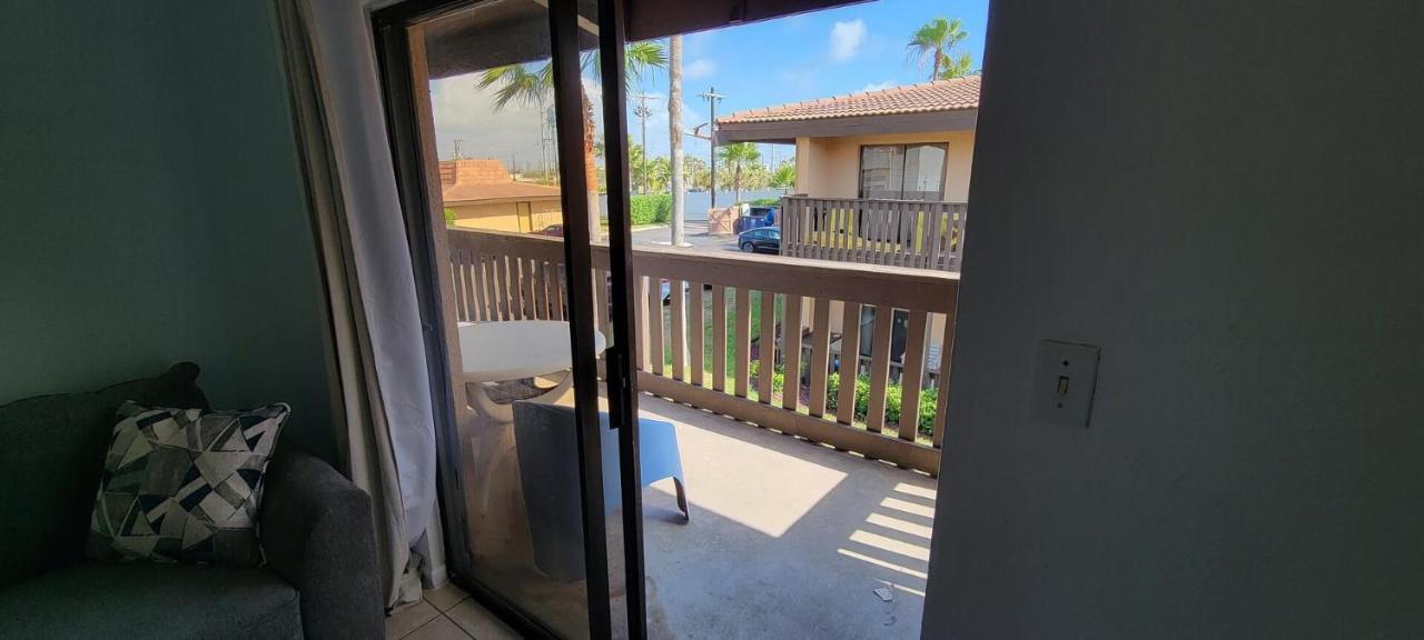 Tiki 261 Apartment