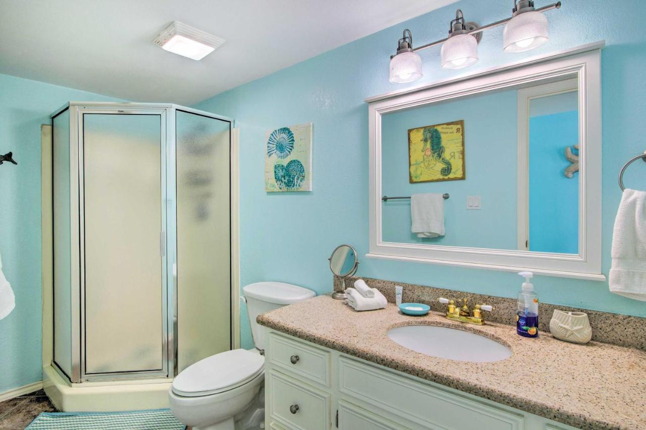 Sunny South Padre - Steps To The Beach! Holiday home
