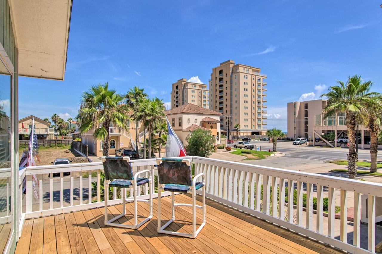 Holiday home Sunny South Padre - Steps To The Beach! *