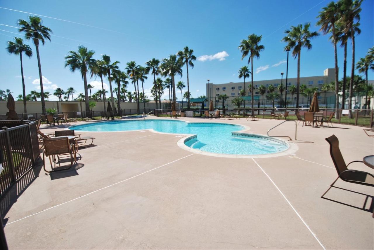 Apartment Summit Unit #202 *