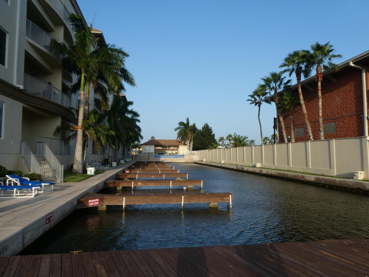 Fishermans Landing On The Bay- Marinas *