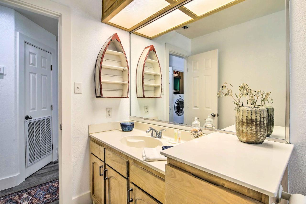 Getaway - Newly Renovated! * South Padre Island