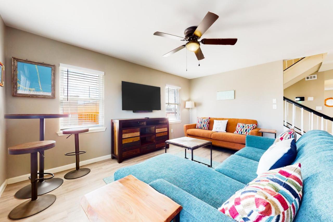 Holiday home Serenity At Saturn Lane *