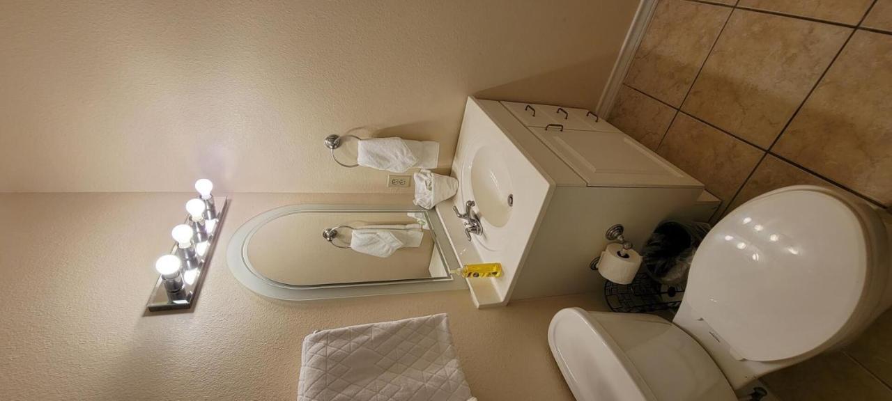 Apartment Overlooks Pool, Easy Walk To Unit D - Island Morning Sun 4