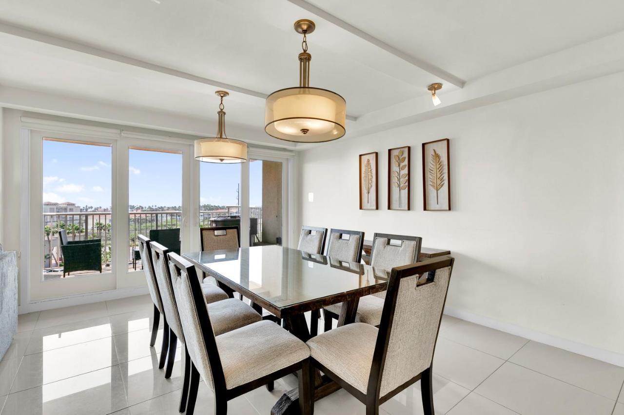 Holiday home Stunning Bayview! Large In Beachfront With Shared Pools And Jacuzzi *