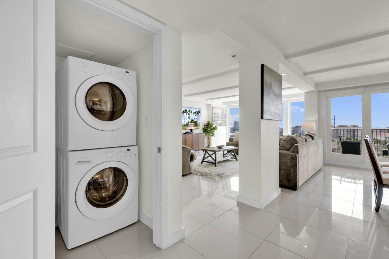 Holiday home Stunning Bayview! Large In Beachfront With Shared Pools And Jacuzzi