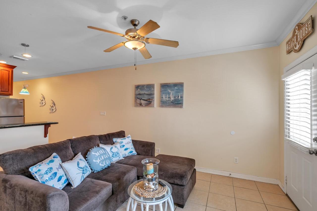 129 E Cora Lee Dr, #203 Apartment