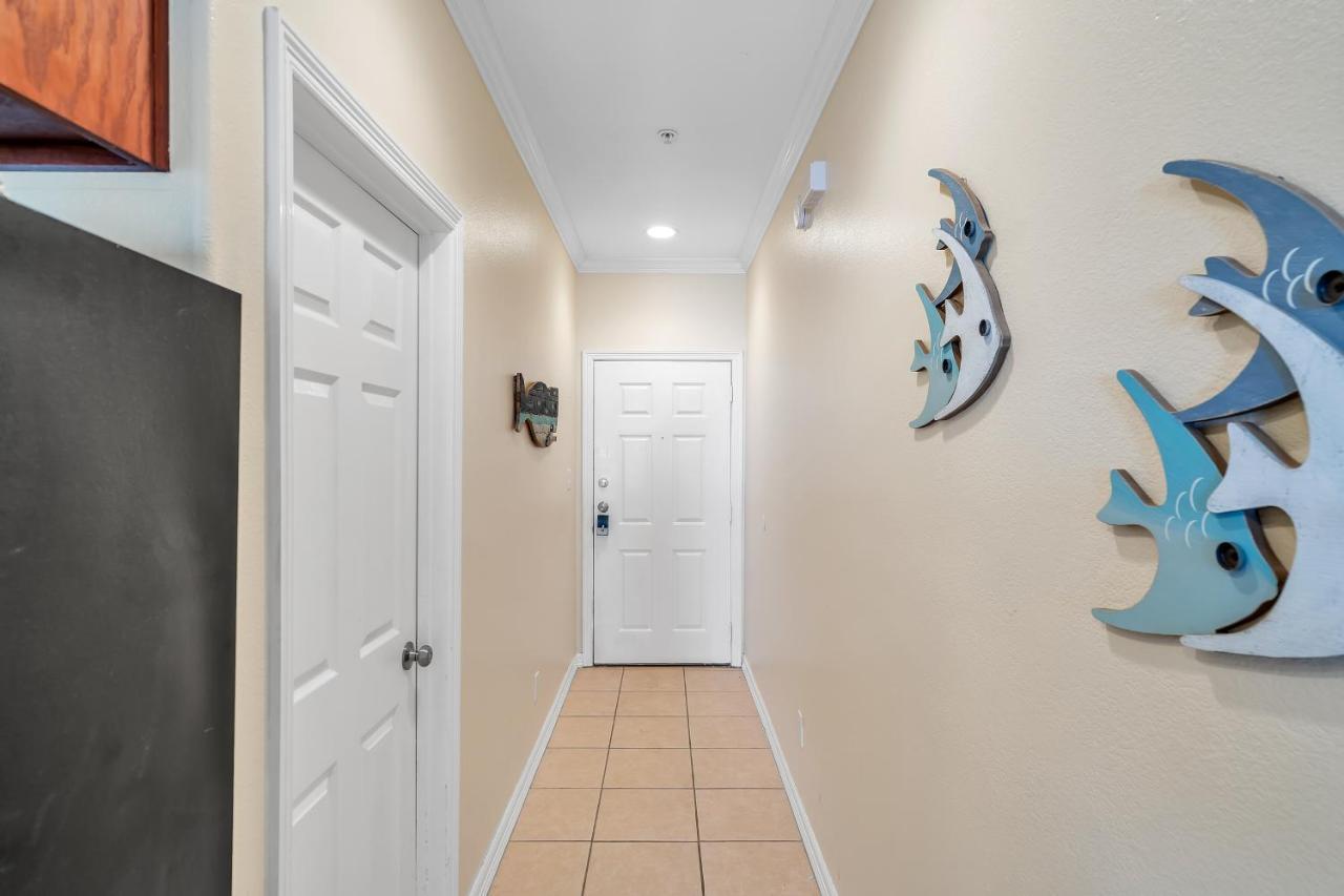 Apartment 129 E Cora Lee Dr, #203