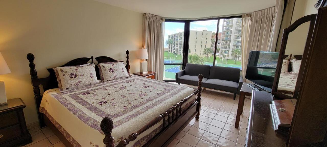 Saida Royale 9039 South Padre Island