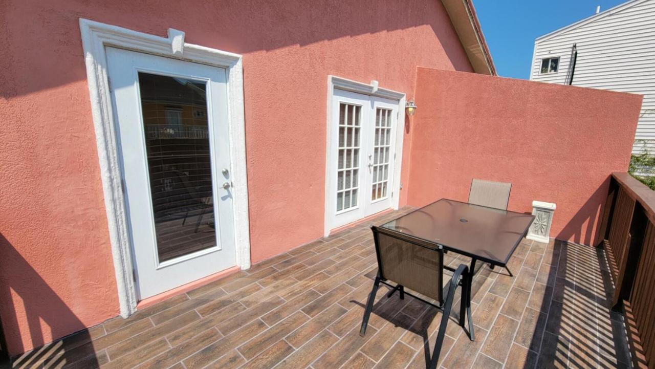 Campeche Triplex Unit C * South Padre Island