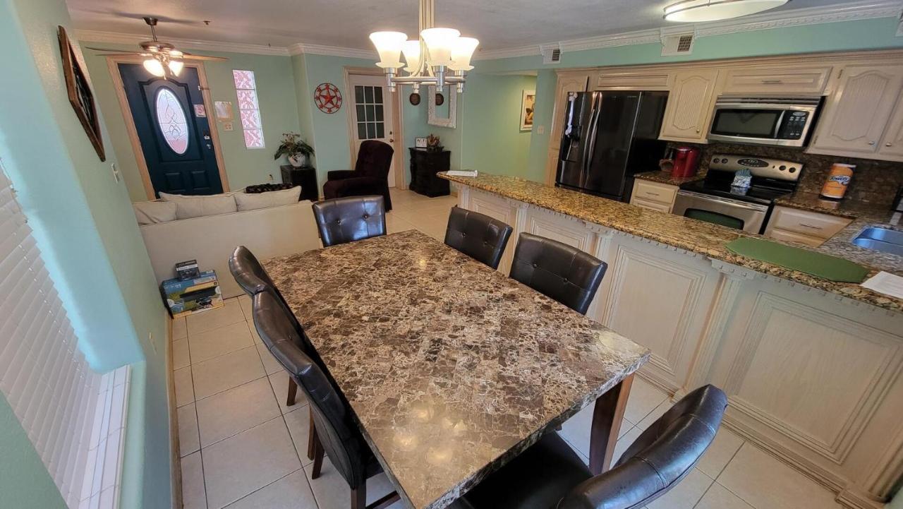 Campeche Triplex Unit A Holiday home