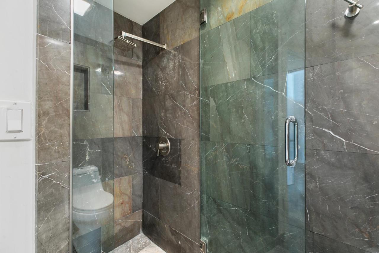 Upscale Modern Private W Terrace In Bahia Mar Beachfront Resort, Heated Pool! Apartment