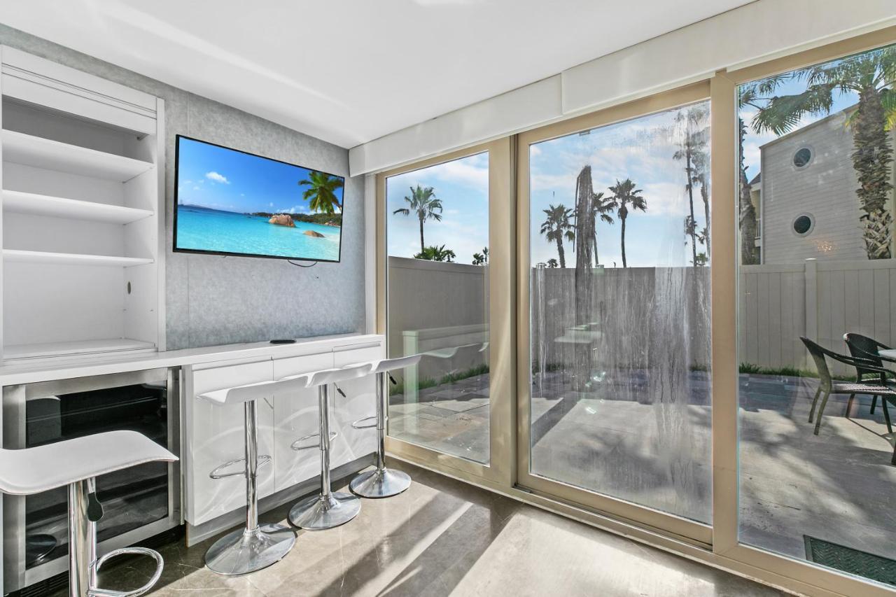 Apartment Upscale Modern Private W Terrace In Bahia Mar Beachfront Resort, Heated Pool!