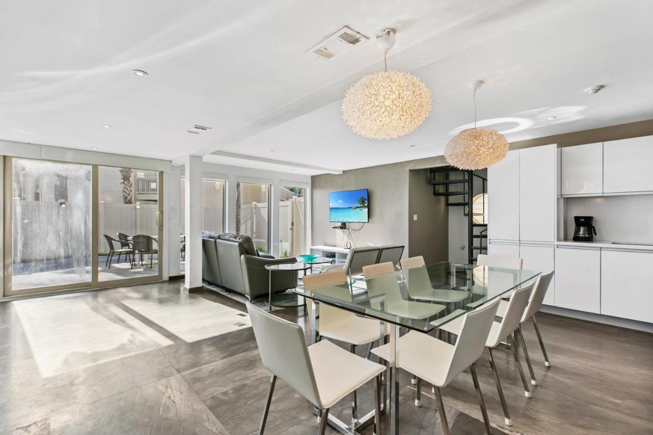 Upscale Modern Private W Terrace In Bahia Mar Beachfront Resort, Heated Pool! Apartment