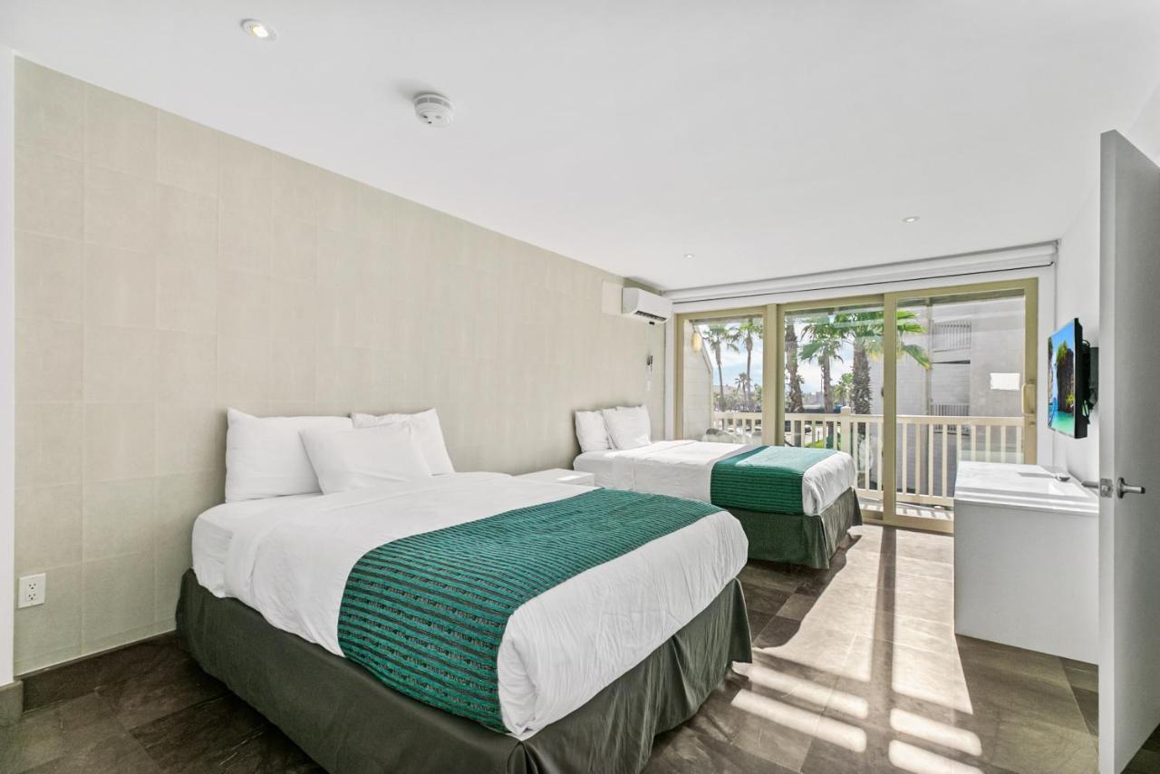 Apartment Upscale Modern Private W Terrace In Bahia Mar Beachfront Resort, Heated Pool!