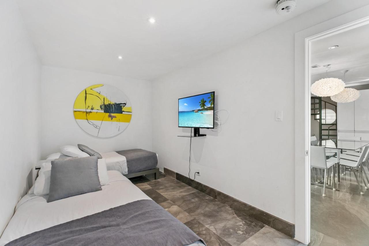 Apartment Upscale Modern Private W Terrace In Bahia Mar Beachfront Resort, Heated Pool! South Padre Island