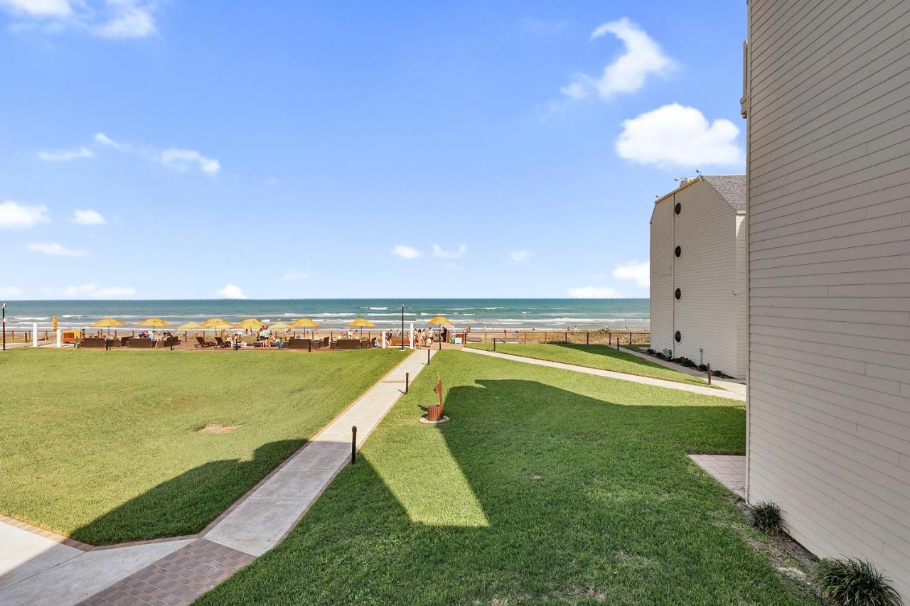 Beachfront Short Walk To The * South Padre Island
