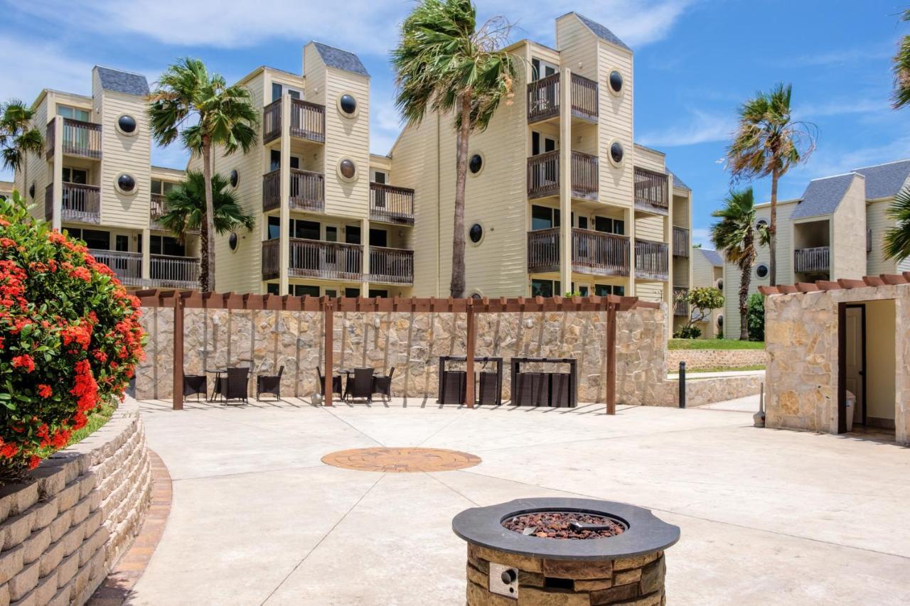 Holiday home Enjoy A Perfect Bayview! Beachfront With Shared Pools South Padre Island