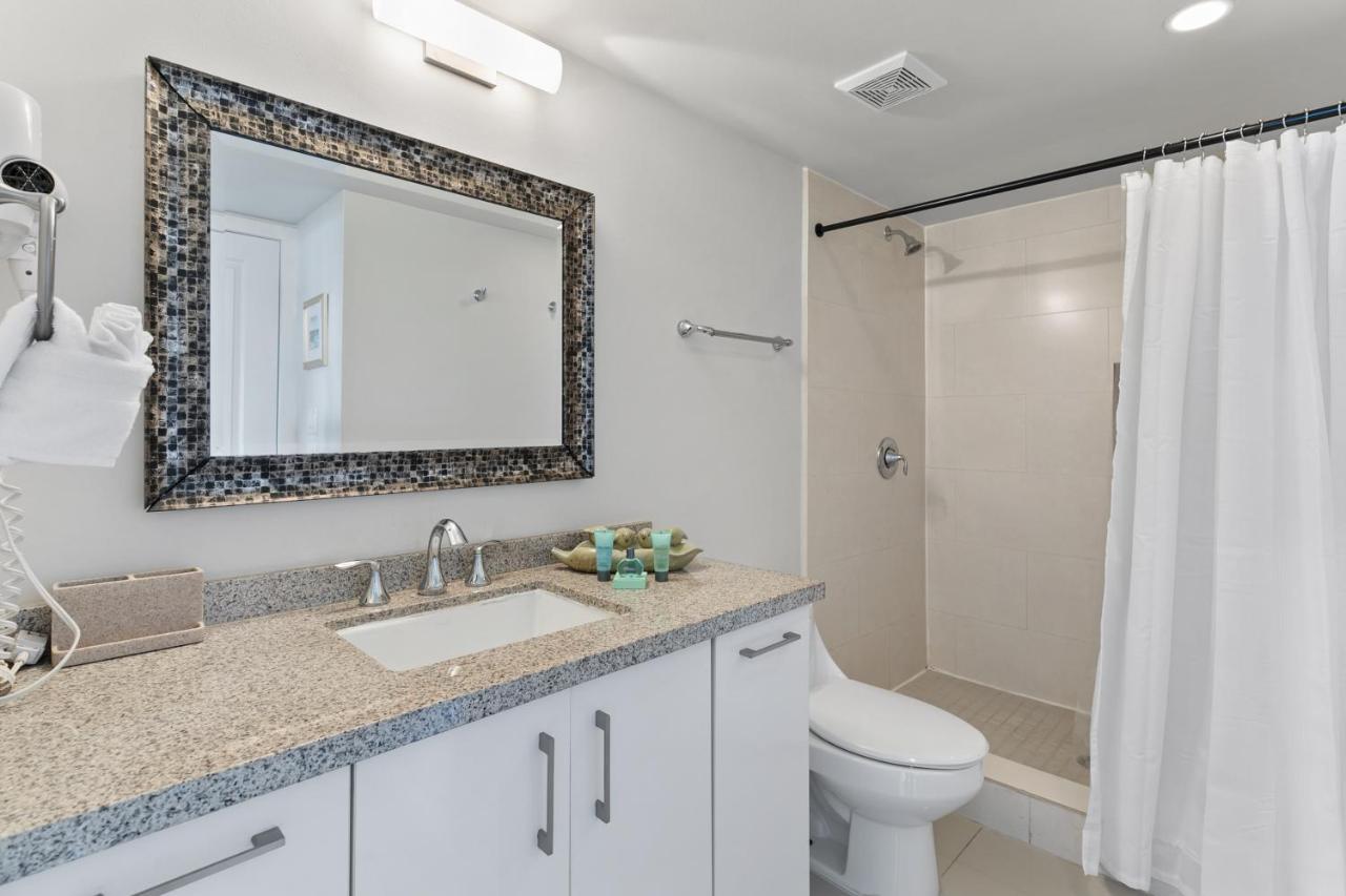 Holiday home Enjoy A Perfect Bayview! Beachfront With Shared Pools South Padre Island